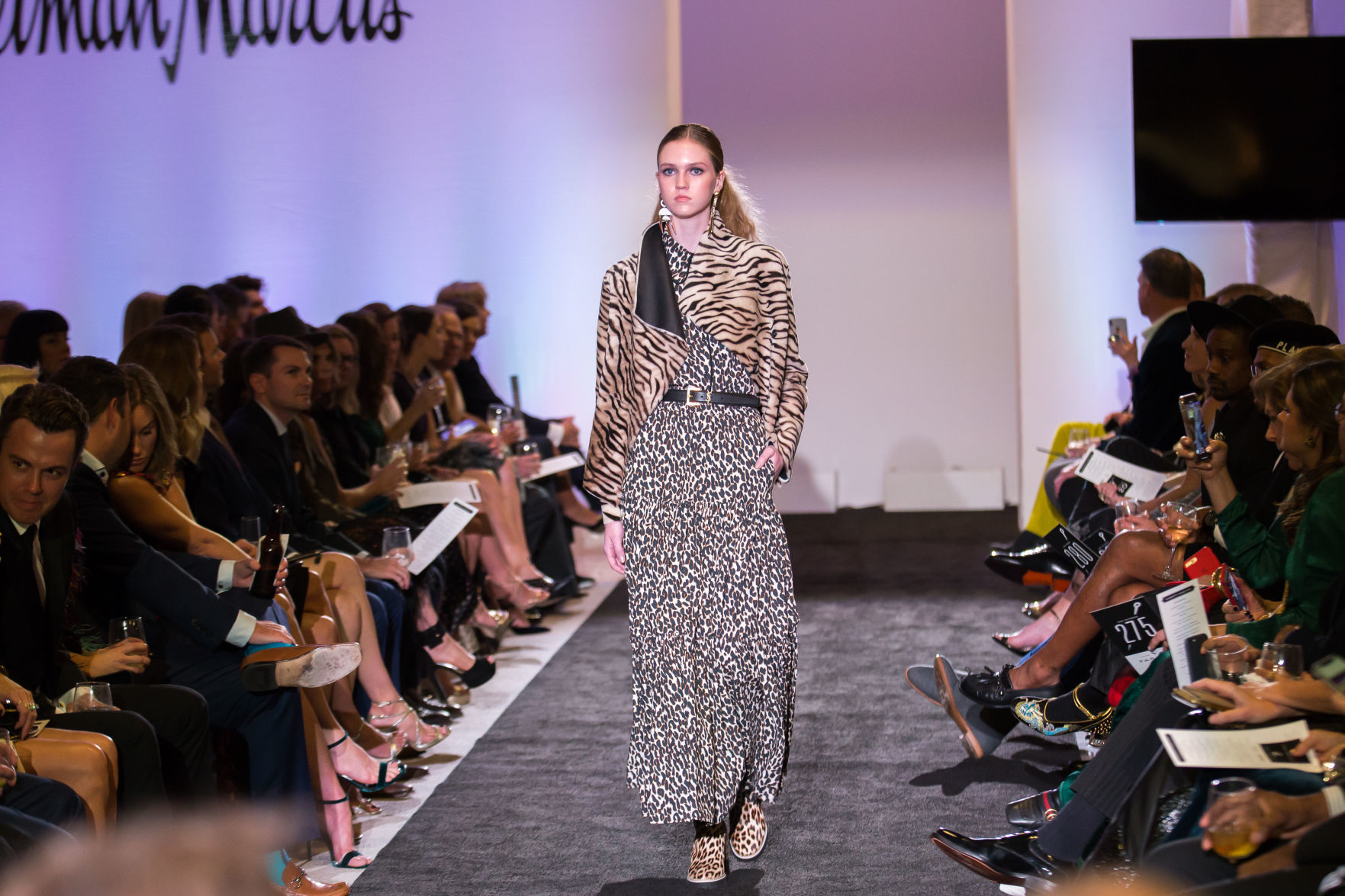 10192019fashionfundgala49.jpg